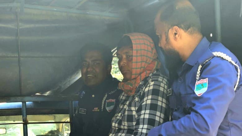 ঝিনাইদহে জামায়াত নেত্রীর ওপর হামলার ঘটনায় বিএনপি নেতার ছেলে গ্রেপ্তার