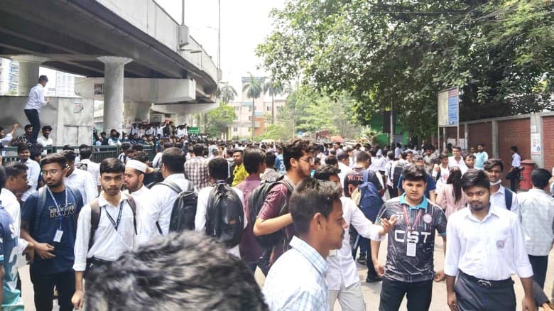 আজ সারাদেশে পলিটেকনিক শিক্ষার্থীদের বিক্ষোভ কর্মসূচি