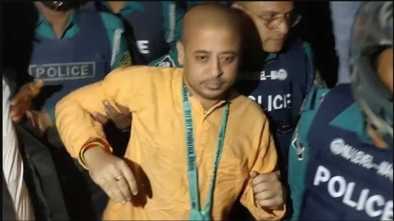 চিন্ময় দাসকে গ্রেপ্তার দেখানোর নির্দেশ
