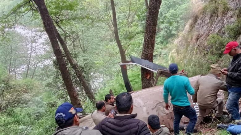 ভারতে হেলিকপ্টার বিধ্বস্ত, নিহত ৪