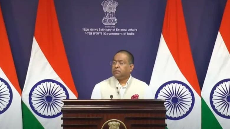 আ.লীগের কার্যক্রম নিষিদ্ধ নিয়ে ভারতের উদ্বেগ
