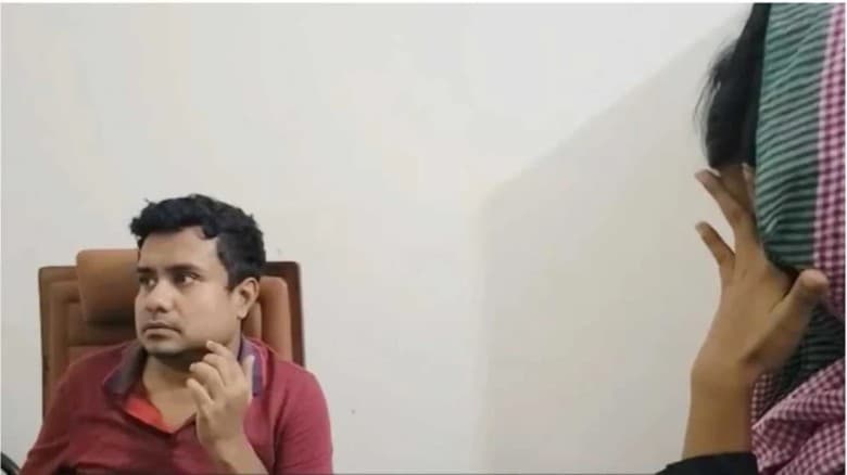রাবিতে আপত্তিকর অবস্থায় হাতেনাতে ধরা ছাত্রী-শিক্ষক