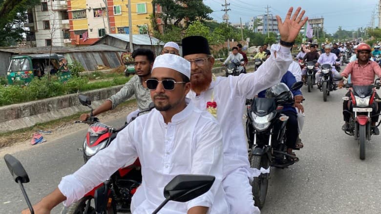 আদালতের রায়ে চেয়ারম্যান, মোটরসাইকেল শোভাযাত্রায় ফিরলেন জামায়াত নেতা