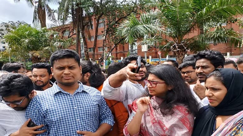‘ছাত্র উপদেষ্টারা গণঅভ্যুত্থানের প্রতিনিধি’