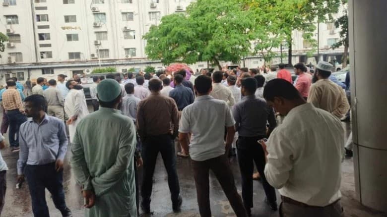উত্তপ্ত সচিবালয় এলাকা