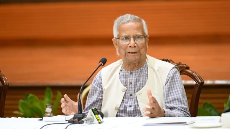 অনেক বিষয়ে আমরা কাছাকাছি, ঐকমত্যের এ সুযোগ যেন না হারাই: প্রধান উপদেষ্টা