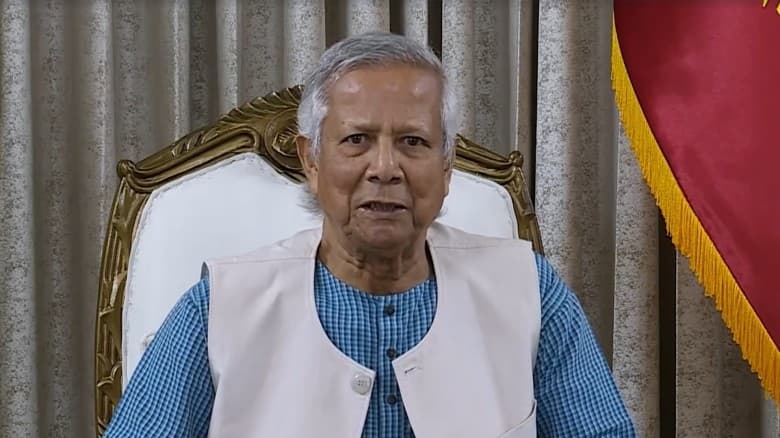 প্রধান উপদেষ্টার হাতে উঠবে ‘কিং চার্লস হারমনি অ্যাওয়ার্ড’