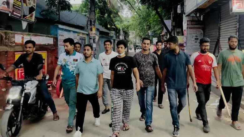 না.গঞ্জে আ.লীগের প্রতিষ্ঠাবার্ষিকীতে যা করল ছাত্রদল