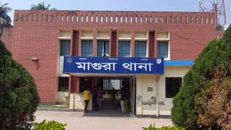 মাগুরায় বিদ্যুৎস্পৃষ্টে সন্তানসহ মায়ের মৃত্যু