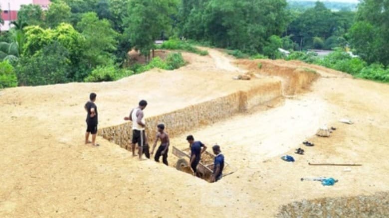 সিলেটে টিলা কাটায় বিএনপি নেতাসহ ৫ জনকে কারণ দর্শানোর নোটিশ