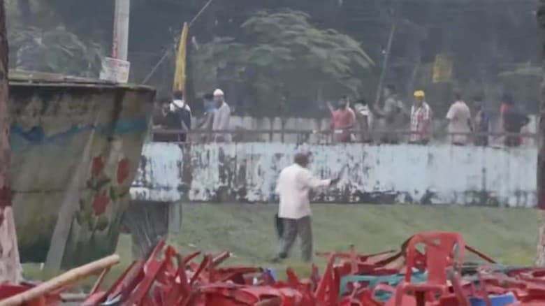 এসপি কার্যালয়ে  জাতীয় নাগরিক পার্টির নেতারা