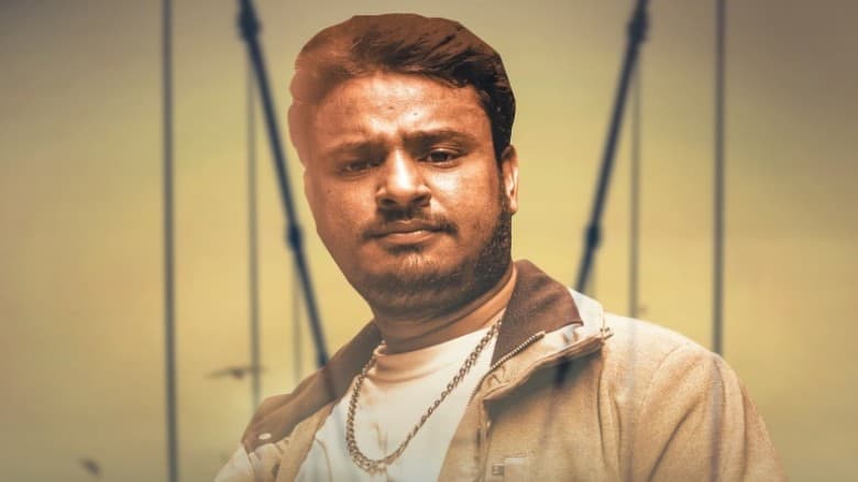 'ইস্যুর তুফান' নিয়ে ফিরলেন র‍্যাপার এ বি এম নোমান