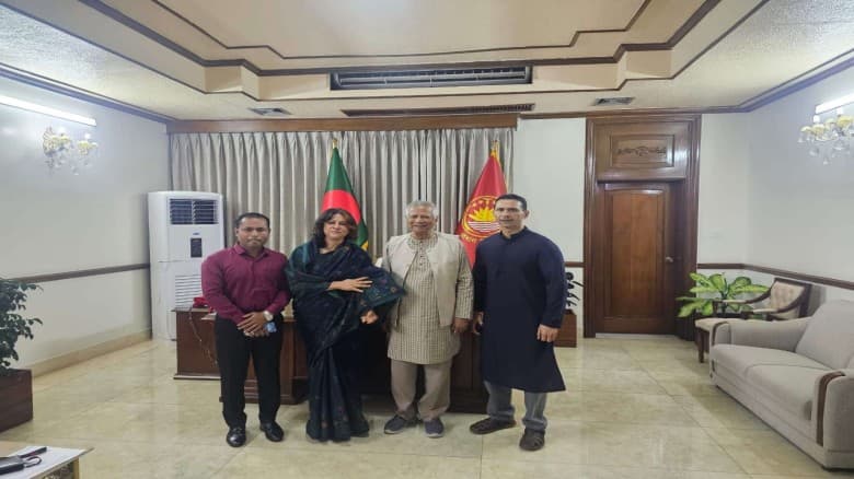 বোনকে নিয়ে প্রধান উপদেষ্টার সঙ্গে সাক্ষাৎ করলেন সোহেল তাজ