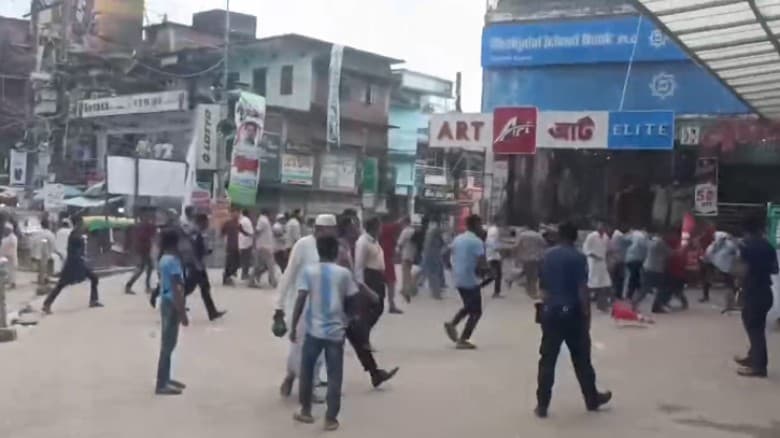 সালাহউদ্দিন আহমেদকে নিয়ে বিরূপ মন্তব্যর প্রতিবাদে বিএনপির বিক্ষোভ