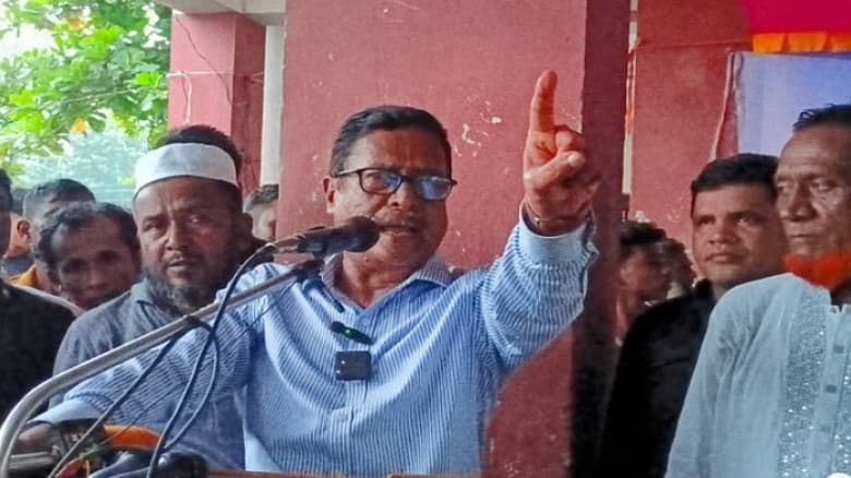 জামায়াতের উদ্দেশে ফজলুর রহমান বললেন, ‘ভোটের বেলায় গলা চিপা দেস কেন?’