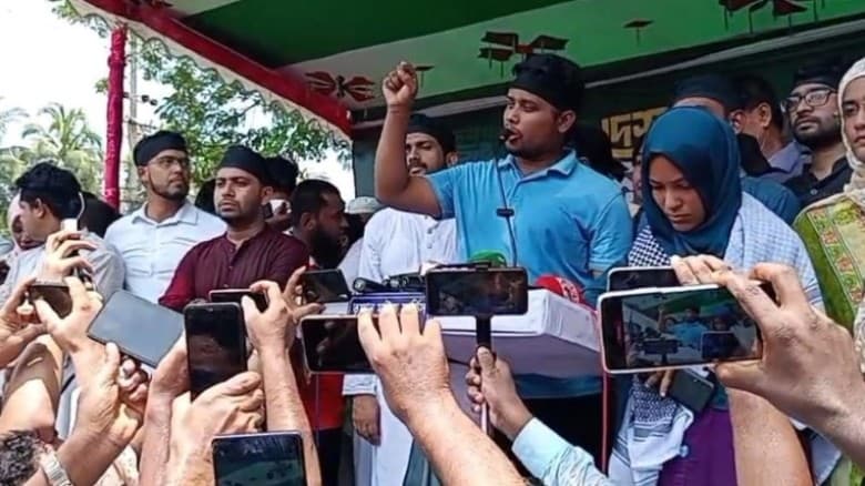বেতন-ভাতা ফেরত দিয়ে স্বাস্থ্য উপদেষ্টাকে পদত্যাগ করতে হবে : হাসনাত