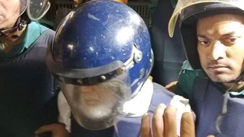 নিজের পক্ষে আইনজীবী পেলেন না বিচারপতি খায়রুল হক