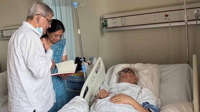 বদরুদ্দীন উমরকে দেখতে হাসপাতালে মির্জা ফখরুল