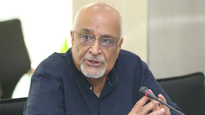 অন্তর্বর্তী সরকারের ‘এক্সিট’ নিয়ে ভাবনার সময় এসেছে: দেবপ্রিয় ভট্টাচার্য