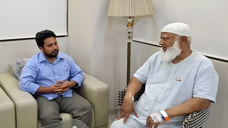 জামায়াত আমীরকে দেখতে হাসপাতালে এনসিপি‘র নাহিদ