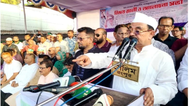 হাসিনার সঙ্গে , ১৪ দলীয় জোটের  সদস্যদেরও বিচারের আওতায় আনতে হবে : গয়েশ্বর