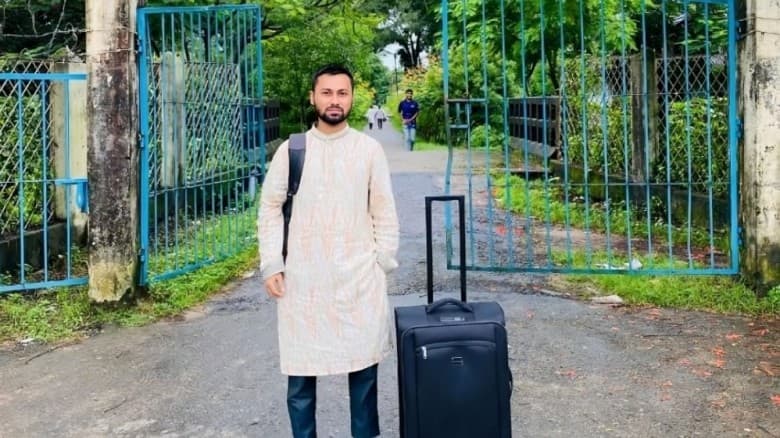ছাত্রত্ব শেষ হতেই হল ছাড়লেন এমসি কলেজ শিবিরের সভাপতি