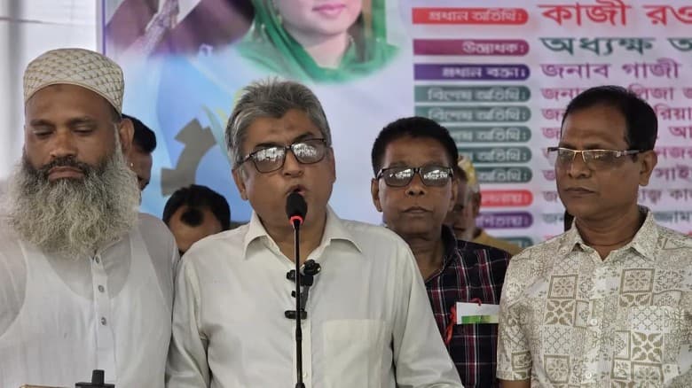 আ.লীগ পালিয়েছে ভারতে, আপনাদের পালাতে হবে পাকিস্তানে : টিপু
