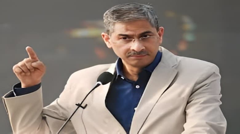 আওয়ামী লীগ সৃস্টির পর থেকে রাজনৈতিক দলে পরিণত হতে পারেনি