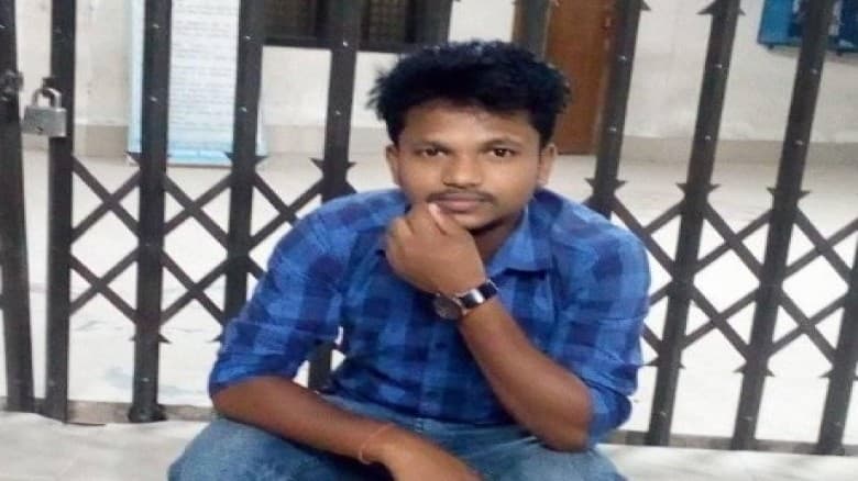 ৩ পৃষ্ঠার চিঠি লিখে বেরোবির শিক্ষার্থীর আত্মহত্যা