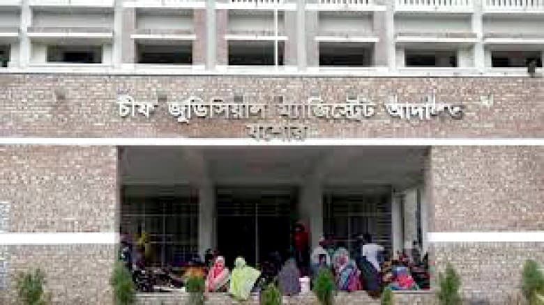 চাঁদাবাজির অভিযোগে বিএনপি নেতাসহ ৪ জনের বিরুদ্ধে মামলা