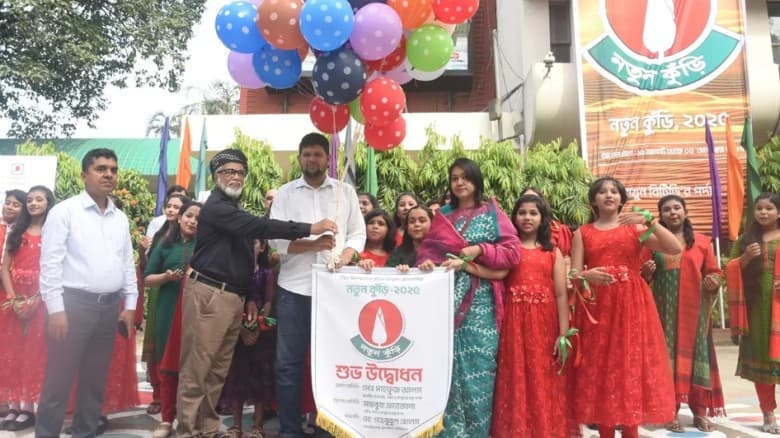 তথ্য ও সম্প্রচার উপদেষ্টার হাতে উদ্বোধন হলো ‘নতুন কুঁড়ি’