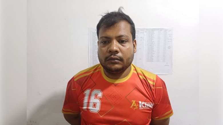 নিষিদ্ধ সংগঠন ছাত্রলীগ নেতা  জুয়েল শিকদার গ্রেফতার