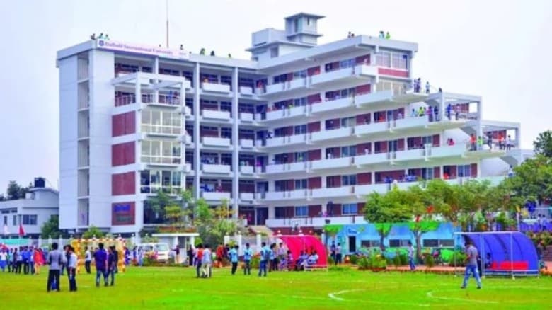 ড্যাফোডিলের অ্যালামনাই কমিটিতে পুনর্বাসনের টার্গেটে ছাত্রলীগ