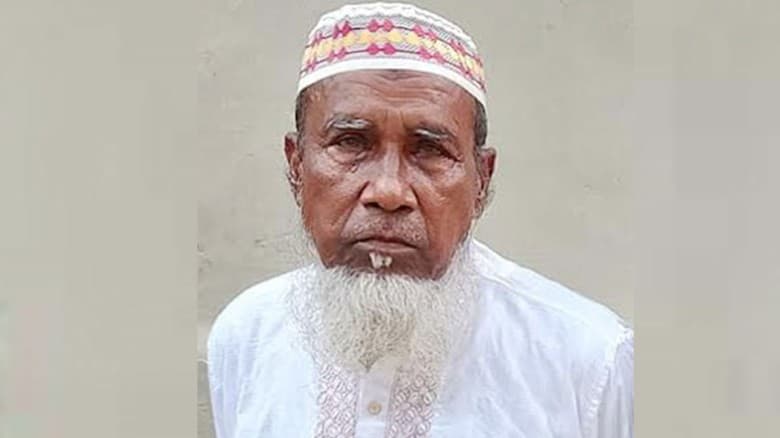 গুলি করার দৃশ্য দেখে ট্রাইব্যুনালে কাঁদলেন আবু সাঈদের বাবা