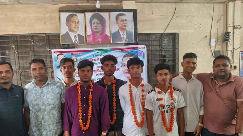 বৈষম্যবিরোধী আন্দোলনের ৪ প্রতিনিধি ছাত্রদলে যোগদান