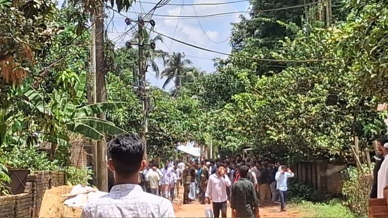 চট্টগ্রাম বিশ্ববিদ্যালয়ে সংঘর্ষ, উপ-উপাচার্যসহ আহত ২০