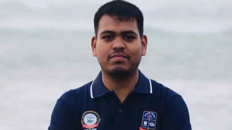নিষিদ্ধ জঙ্গি সংগঠন ছাত্রলীগ পরিপূর্ণভাবে সক্রিয় রয়েছে : জিএস প্রার্থী মাহিন সরকার