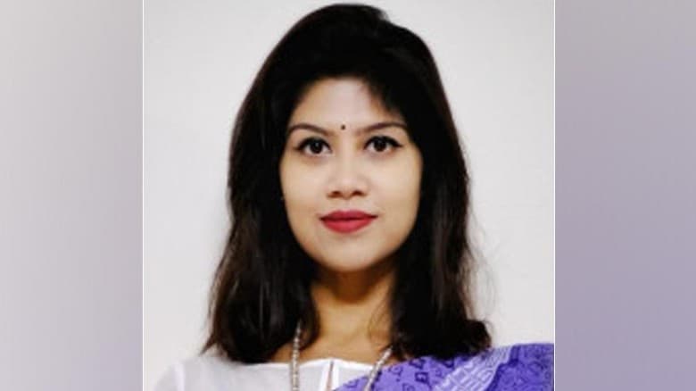 ৩৮ লাখ টাকা ঘুষের অভিযোগে সহকারী কর কমিশনার বরখাস্ত