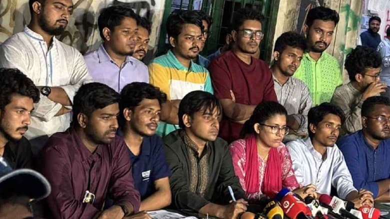 উমামার প্যানেলের ইশতেহার ঘোষণা