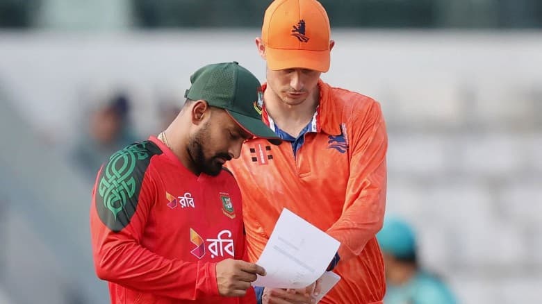একাদশে ৫ পরিবর্তন নিয়ে ব্যাটিংয়ে বাংলাদেশ