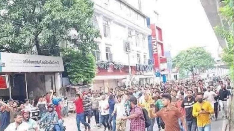 সংসদ ভবন এলাকায় আ.লীগের মিছিল, ছাত্রলীগ নেতা আটক