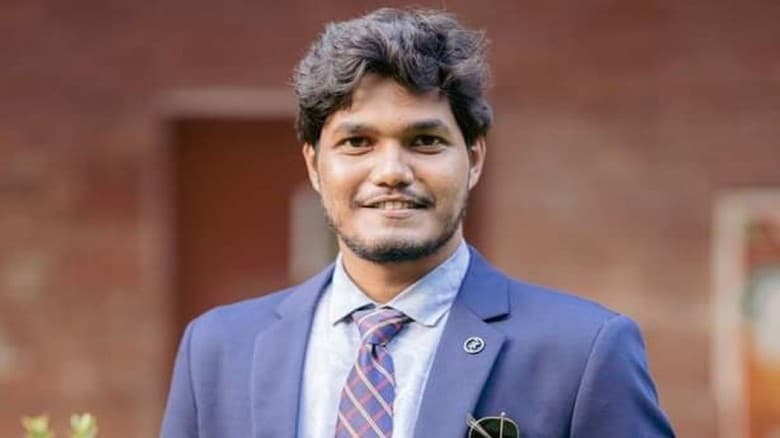 শিক্ষার্থীদের কাছে দোয়া চেয়েছেন ছাত্রদলের আবিদ