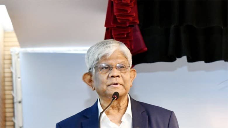 ব্যাংক একীভূত হলেও গ্রাহকের আমানত নিরাপদ : অর্থ উপদেষ্টা