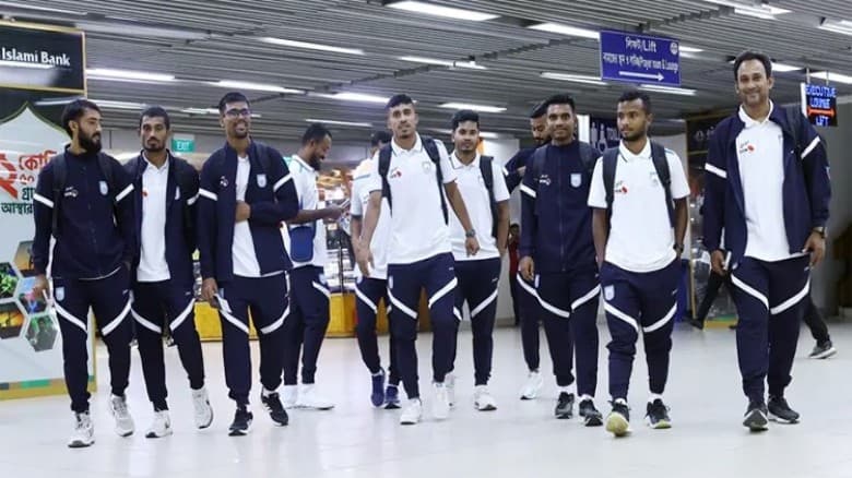 বিকেল ৩টায় দেশে ফিরছে বাংলাদেশ দল: আইএসপিআর