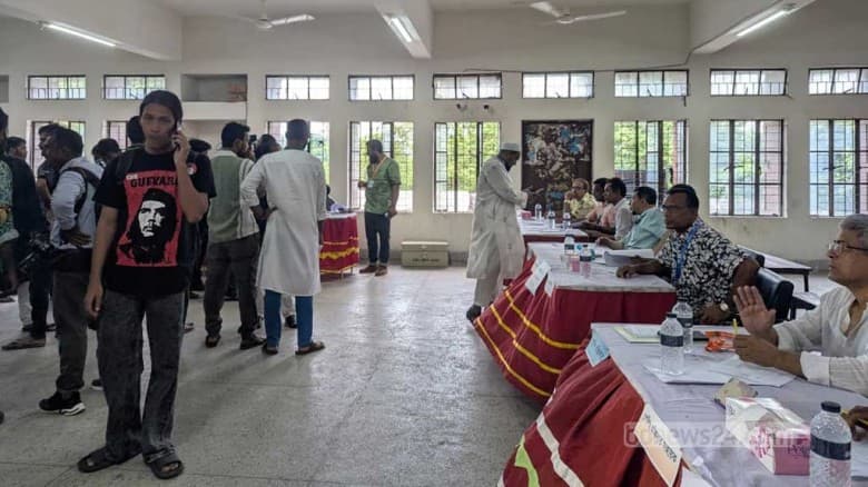 জাকসুর ভোট গণনা নিয়ে সিদ্ধান্ত পরিবর্তন