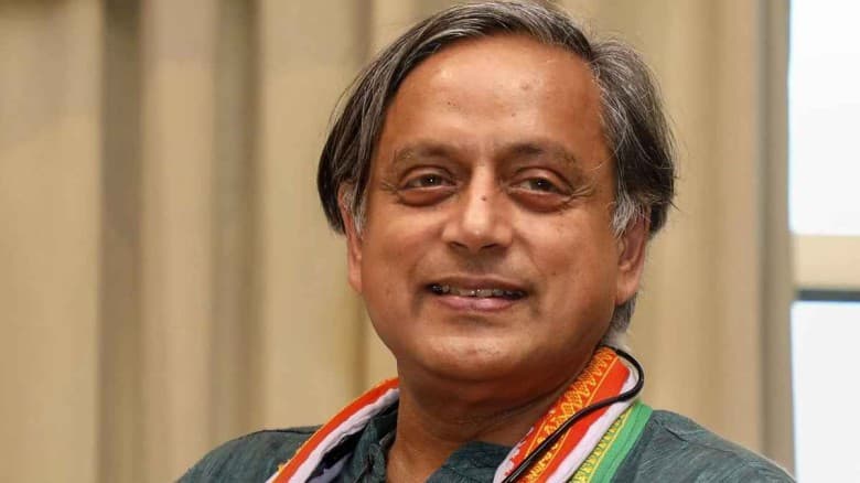 ডাকসুতে শিবিরের জয় ভারতের জন্য উদ্বেগজনক : শশী থারুর