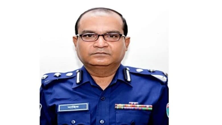 পুলিশের সাবেক ডিআইজি নাহিদুল ইসলাম গ্রেপ্তার