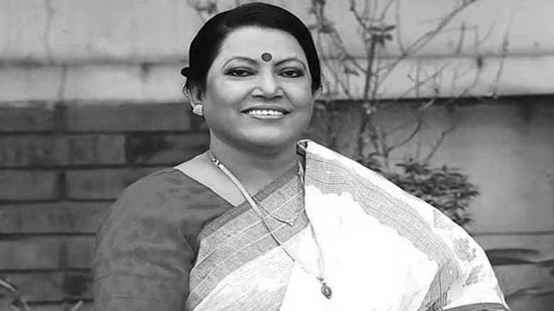 ঢাকা বিশ্ববিদ্যালয় কেন্দ্রীয় মসজিদে ফরিদা পারভীনের জানাজা