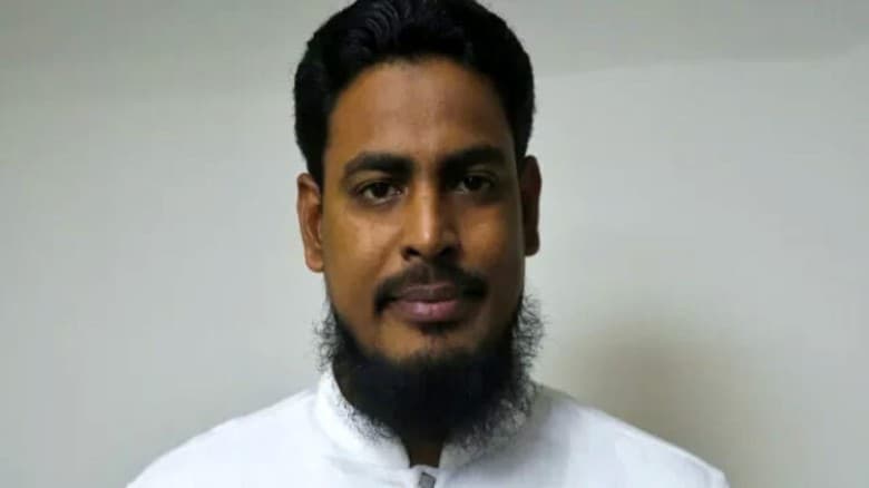 জনগণের গণতন্ত্র রক্ষায় নতুন সংবিধান চান আখতার হোসেন