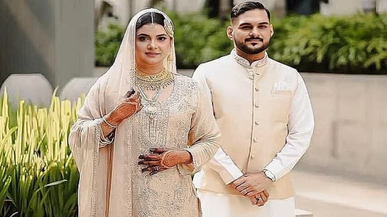 ব্যাংকার পাত্র কে বিয়ে করলেন শবনম ফারিয়া